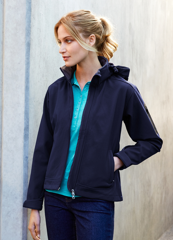 Summit Stretch Soft Shell Jacket - Women