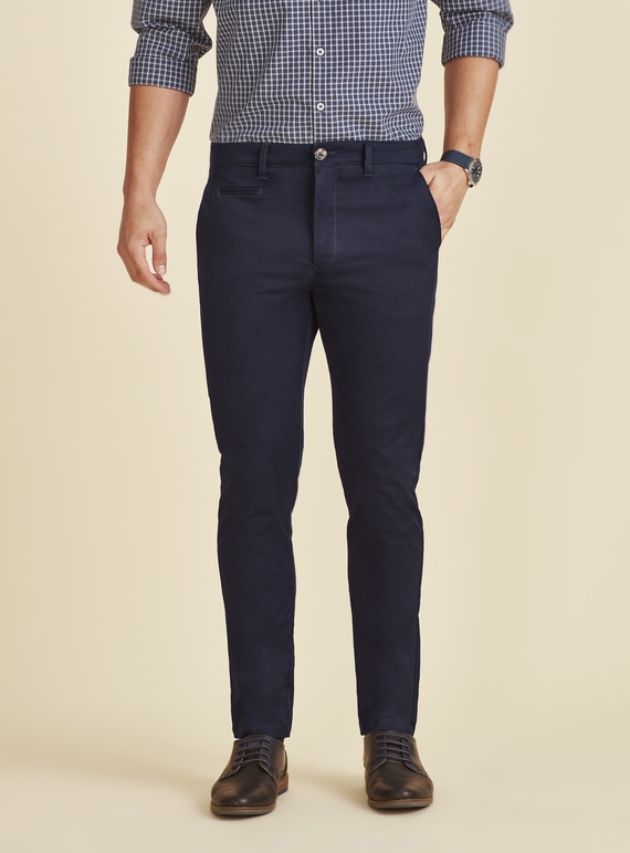 Traveller Tapered Stretch Chino Pant - Men - Navy-Front