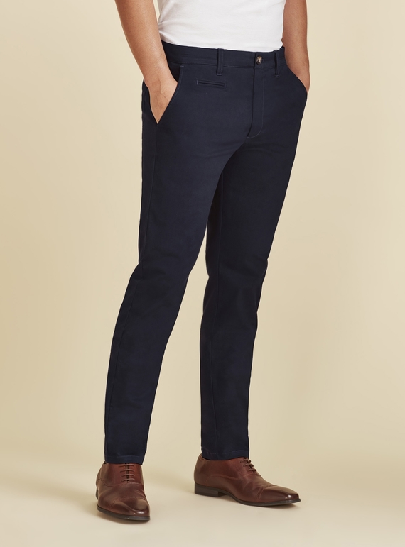 Traveller Modern Stretch Chino Pant - Men